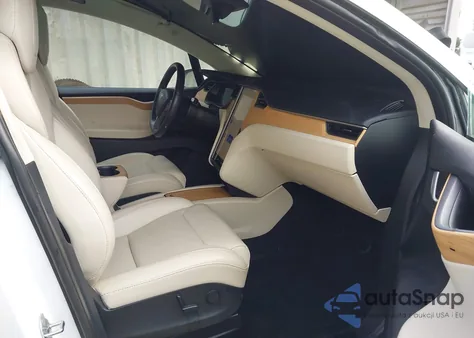 2018 Tesla Model X 100D/75D/P100D from USA, damaged, VIN 5YJXCBE22JF142767